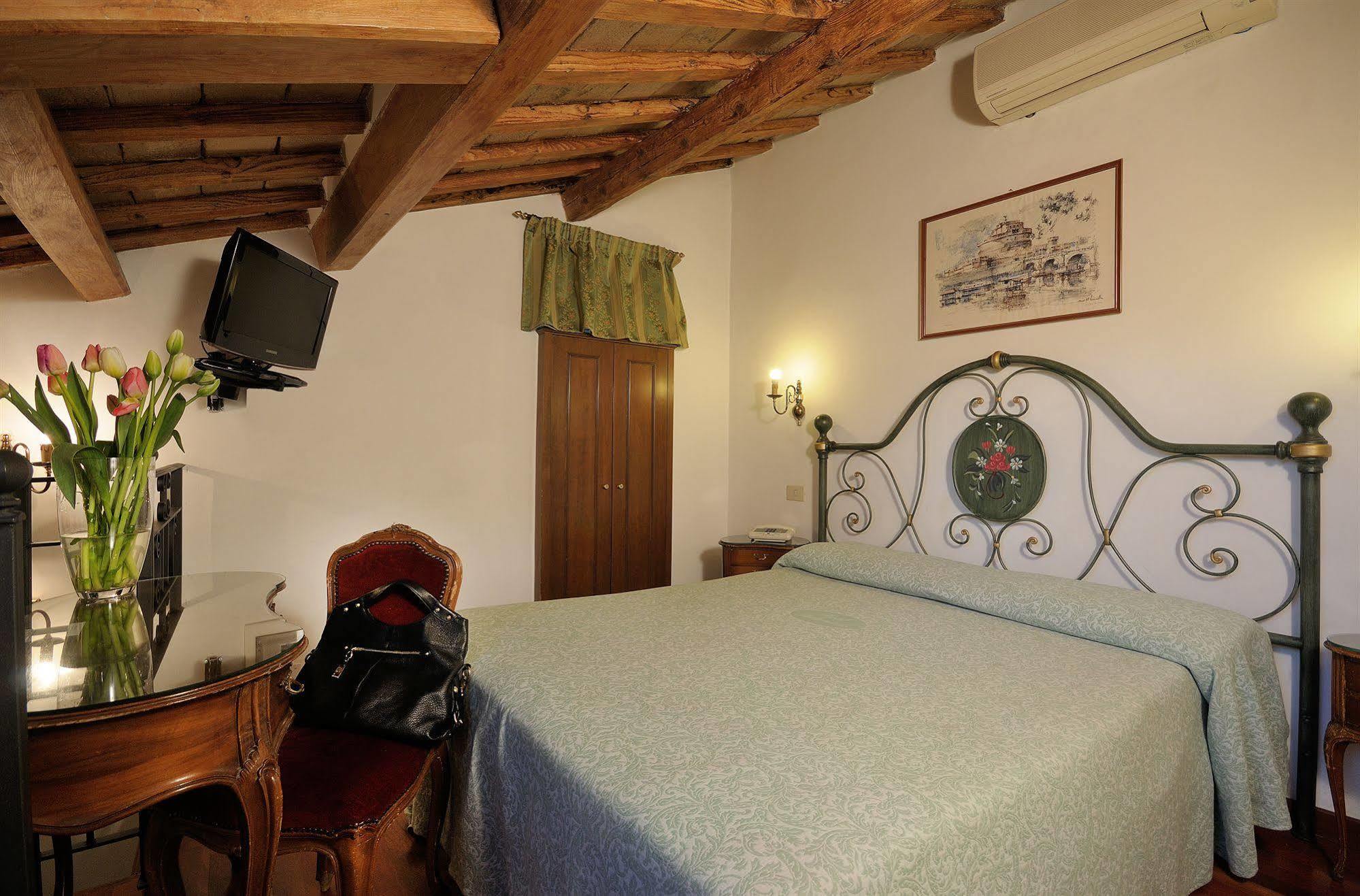 Parlamento Boutique Hotel Rome Luaran gambar